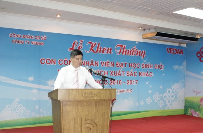 Vedan khen thưởng con em công nhân viên xuất sắc