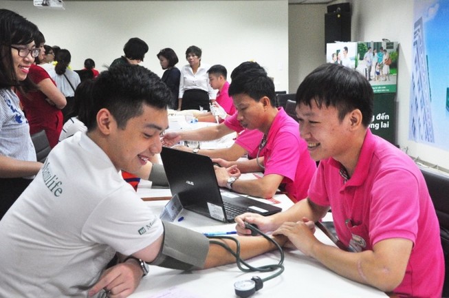 Giọt máu hồng - Trọn tấm lòng Manulife