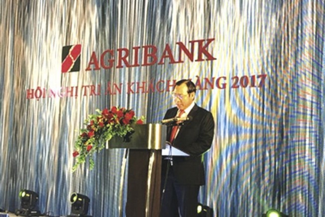 Agribank cùng doanh nghiệp vượt khó
