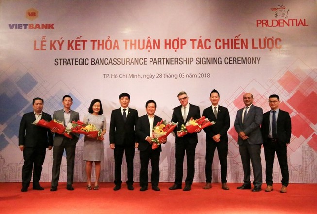 Prudential Việt Nam và Vietbank ký thỏa thuận hợp tác