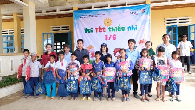 Masan: Vui tết Thiếu nhi cùng trẻ em vùng cao