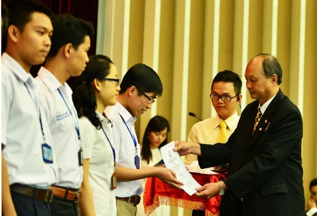 Mỗi suất học bổng là một mầm xanh thiện nguyện
