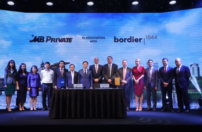 MB ký kết thỏa thuận hợp tác với Bordier & Cie Singapore