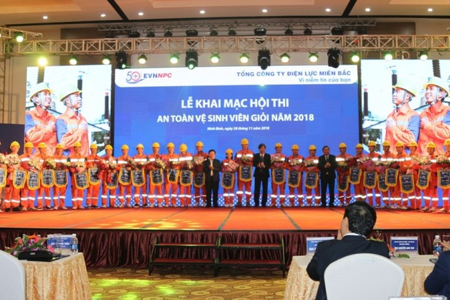 EVNNPC: Hãy nghĩ về an toàn trước khi hành động