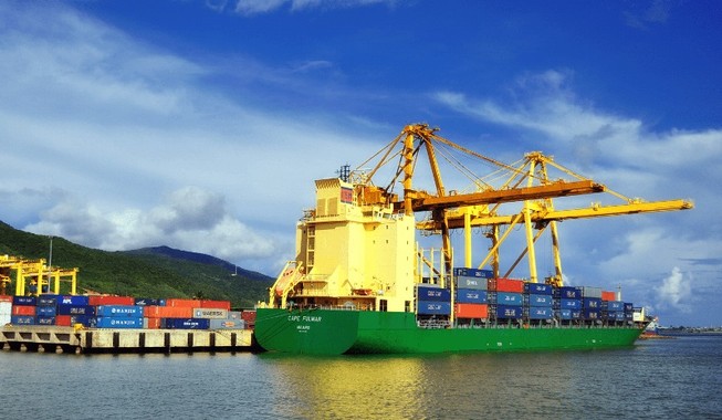 Nỗ lực trong sản xuất kinh doanh lĩnh vực hàng hải