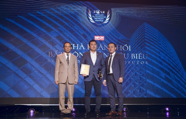 DKRA VIETNAM: 'Nhà phân phối bất động sản tiêu biểu'