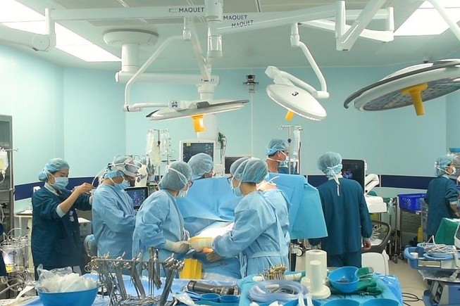 Vinmec cấy ghép thành công tim nhân tạo