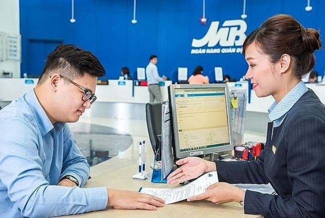 MB 25 năm đồng hành 'Miễn phí – Nhận quà – Trúng nhà tiền tỷ'