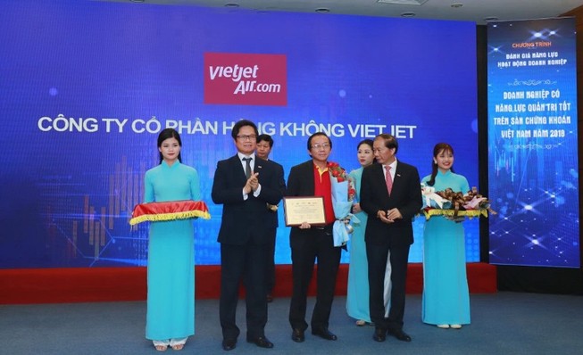 10 doanh nghiệp có năng lực quản trị tốt nhất sàn chứng khoán