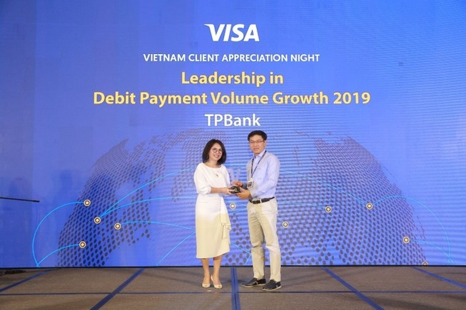 TPBank: Top đầu về doanh số giao dịch thẻ ghi nợ quốc tế