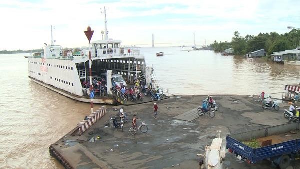TP.HCM 'xin' 2 phà 200 tấn của bến phà Vàm Cống