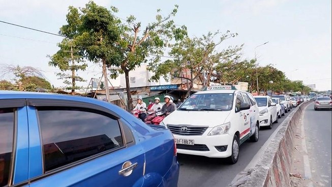 Sở GTVT TP.HCM nói gì về đề xuất xây 34 trạm thu phí ô tô?