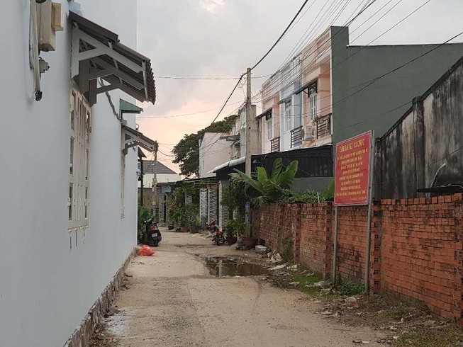 TP.HCM yêu cầu báo cáo nhà sai phép ở Hóc Môn