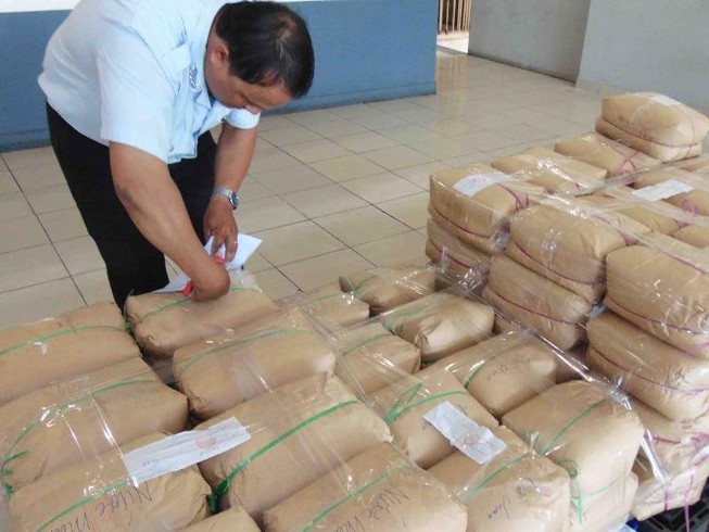 Tháo niêm phong, cho Kiều Giang sử dụng tiếp 1.029 kg phụ gia