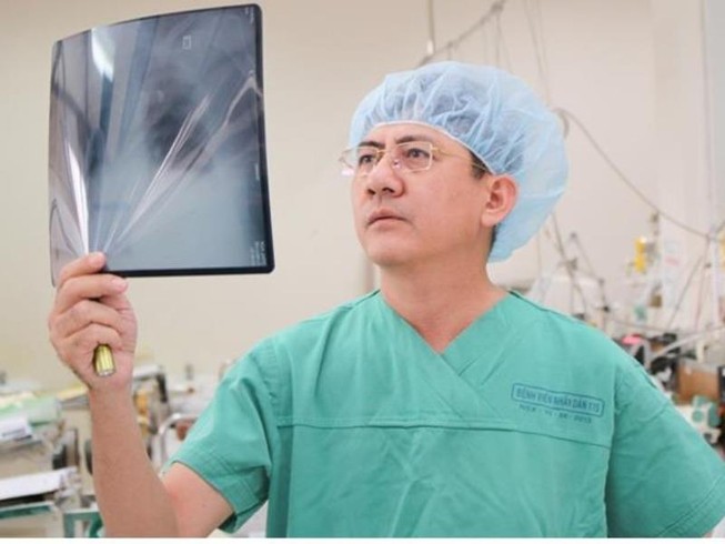 Tự đâm gần 20 nhát sau sử dụng ma túy đá