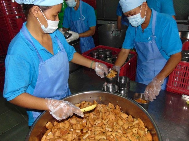 60 học sinh ngộc độc thực phẩm: Không do lagu bò và bánh mì