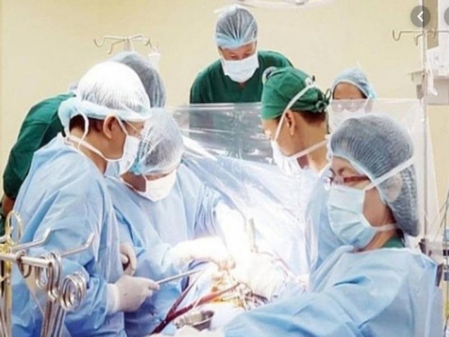 Khối u lở loét do tin lời thầy lang