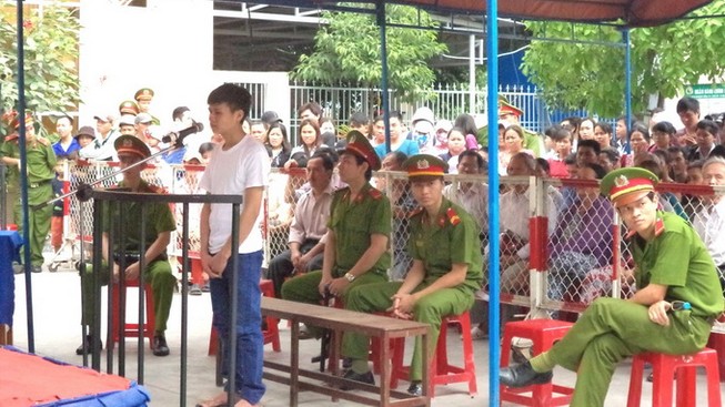 Kẻ cuồng sát cô giáo mầm non nhận án chung thân