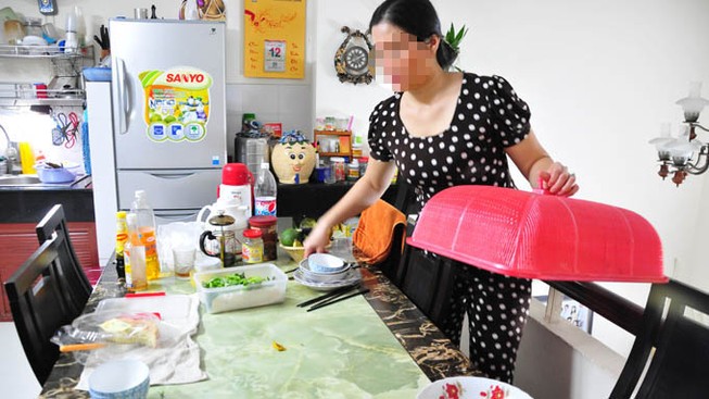 Thuê giúp việc phải ký hợp đồng lao động: Không cụ thể, khó khả thi