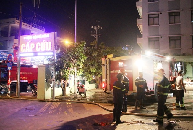 Hỏa hoạn, khoa cấp cứu bệnh viện hoảng hốt di tản bệnh nhân