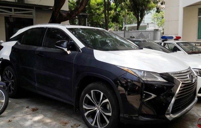 Trộm xe Lexus ở Đà Nẵng mang về Nam Định sơn lại