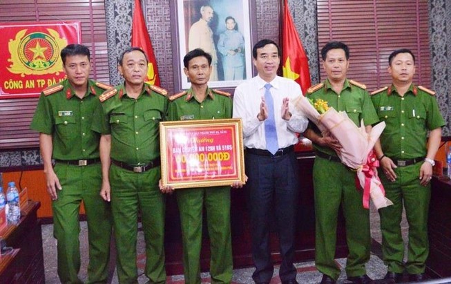 Bắt 2 nhóm cung cấp ma túy cho dân chơi Đà Nẵng