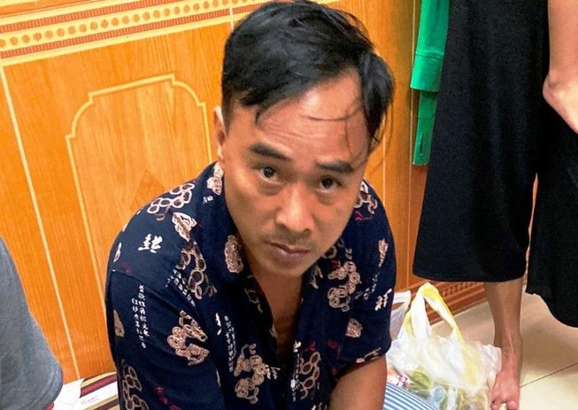 Dùng búa của chủ nhà đục két sắt ở phòng ngủ trộm 500 triệu