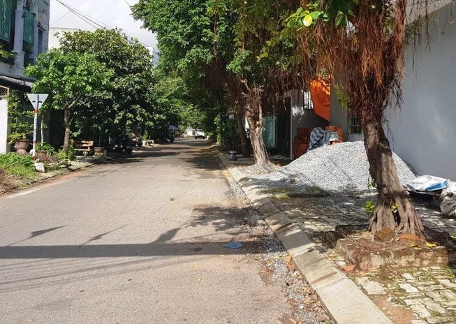 Đến phòng trọ, phát hiện bạn tử vong trong tư thế treo cổ