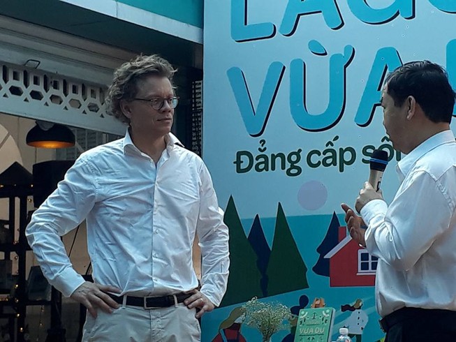 Đại sứ Thụy Điển: 'Lấy quá nhiều sẽ mất phần người khác'