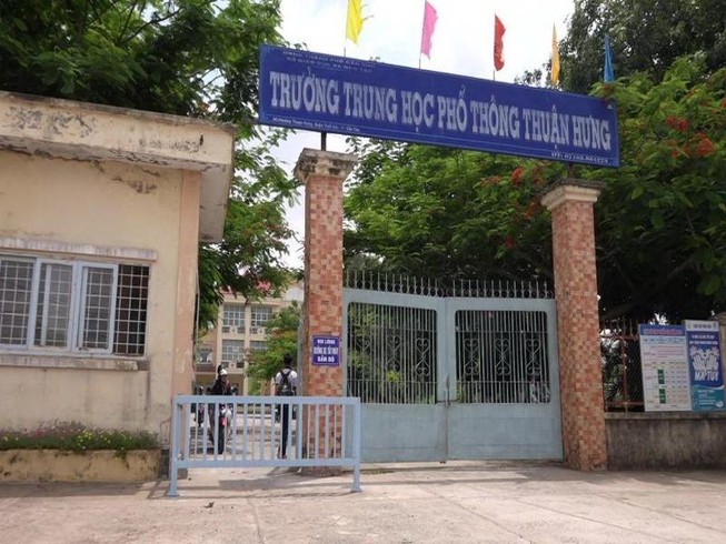 Hy hữu: Thí sinh đọc cho cán bộ coi thi chép hộ