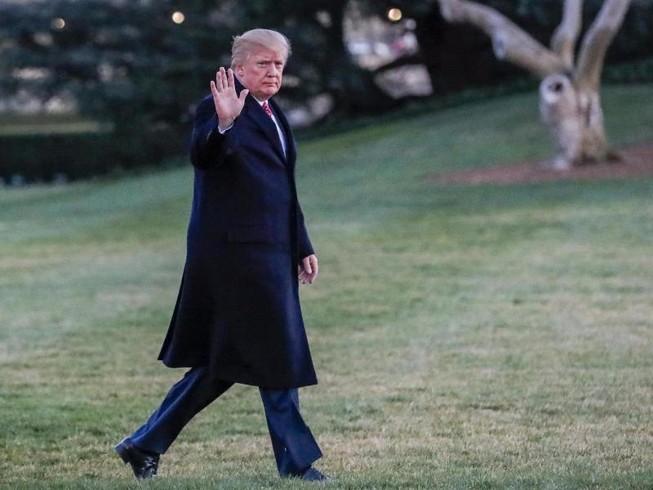 Ông Trump cài 'tai mắt' khắp các bộ ngành Mỹ?