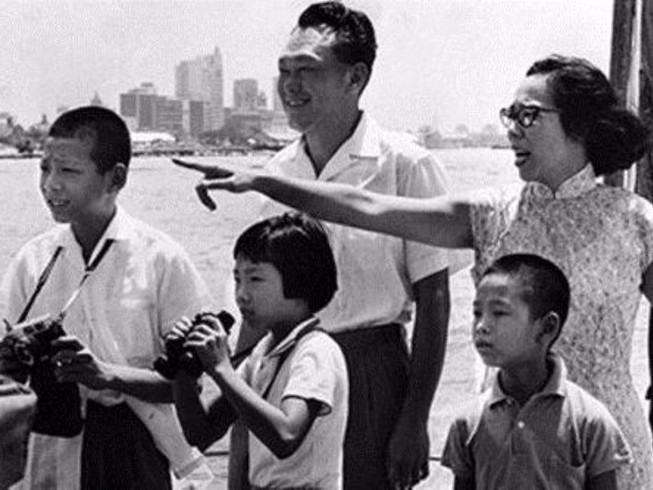 Thủ tướng Singapore xin lỗi dân vì lục đục gia đình