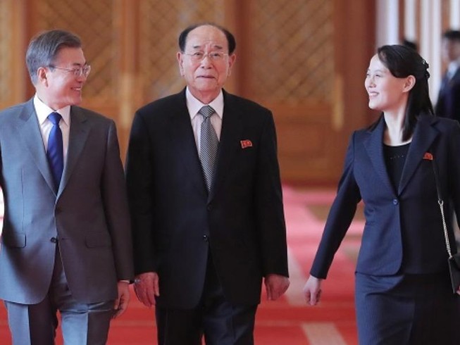 Ông Kim Jong-un mời ông Moon Jae-in qua Triều Tiên