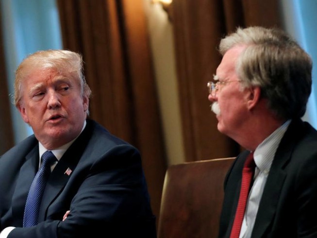 Ông Trump: Mỹ có nhiều phương án quân sự với Syria