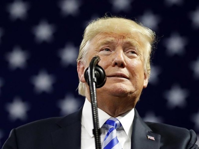Ông Trump: Nếu tôi bị luận tội, mọi người sẽ nghèo đi