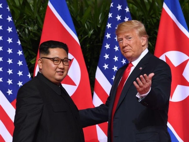 Ông Trump sẽ gặp lần hai ông Kim Jong-un 'sau tháng 10'
