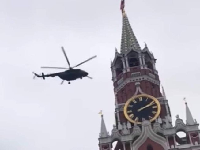 Nga nói gì vụ 2 trực thăng bay gần điện Kremlin?