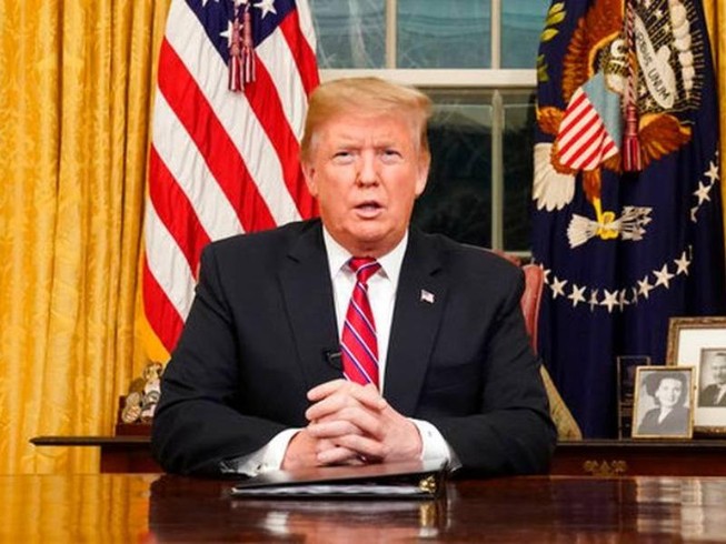 Phát biểu toàn dân, ông Trump lên án đảng Dân chủ đạo đức giả