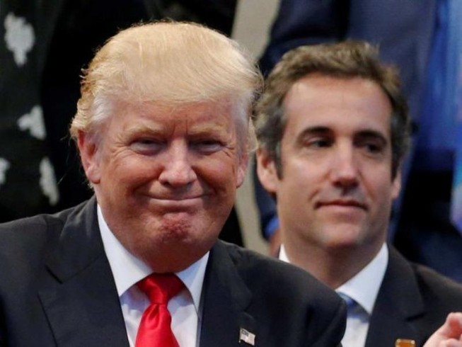 Đảng Dân chủ bắt đầu điều tra ông Trump