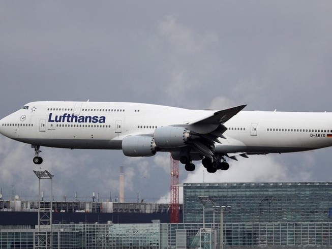 Hãng bay Lufthansa kiện khách hàng 'khôn lỏi' vé giá rẻ