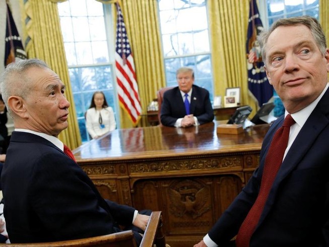 Ông Trump gia hạn đình chiến thương mại, có thể gặp ông Tập