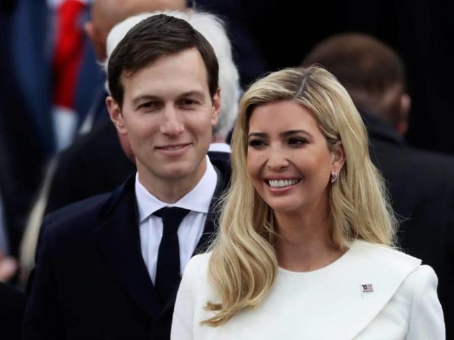 Vợ chồng Ivanka Trump sẽ bị điều tra dùng email riêng làm việc