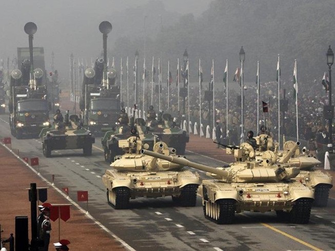 Ấn Độ sẽ triển khai 464 xe tăng T-90 đến biên giới Pakistan