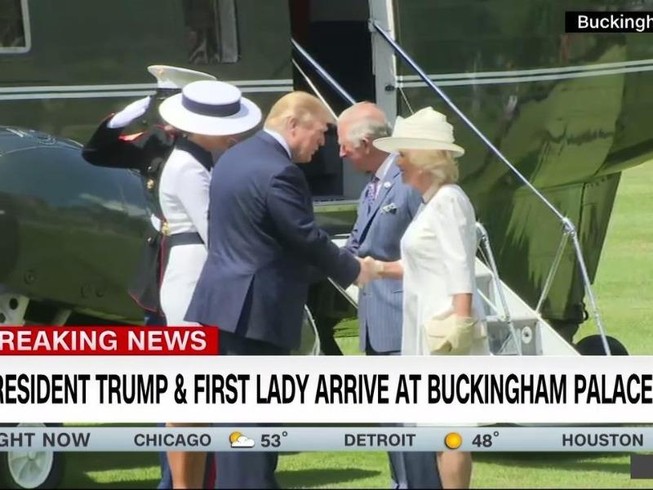 Hình ảnh vợ chồng Tổng thống Trump gặp Hoàng gia Anh