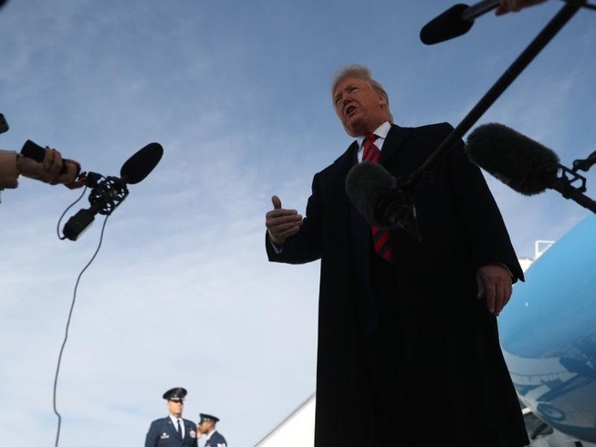 Ông Trump:Chuỗi cung ứng của Trung Quốc vỡ ‘như một quả trứng'
