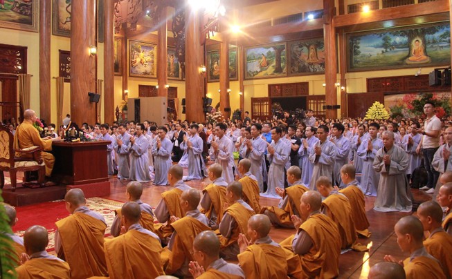 Yêu cầu chùa Ba Vàng chấm dứt hoạt động thỉnh vong