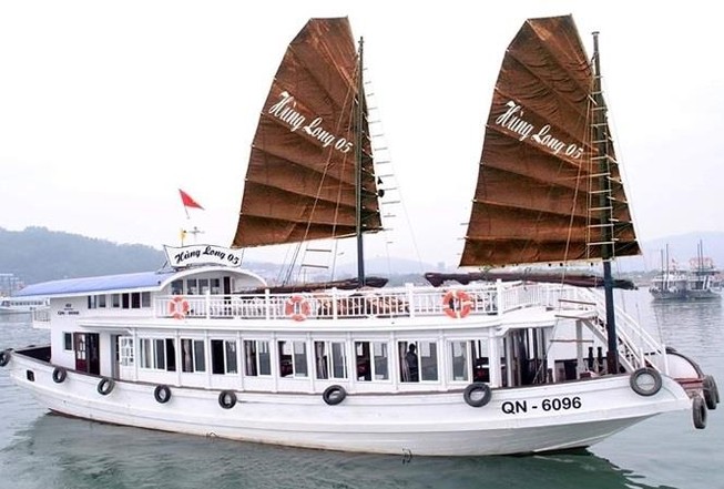 Tá hỏa phát hiện máy quay lén trong nhà tắm của tàu du lịch