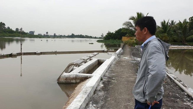 Dân kêu nước máy mặn, doanh nghiệp cấp nước nói vẫn đảm bảo