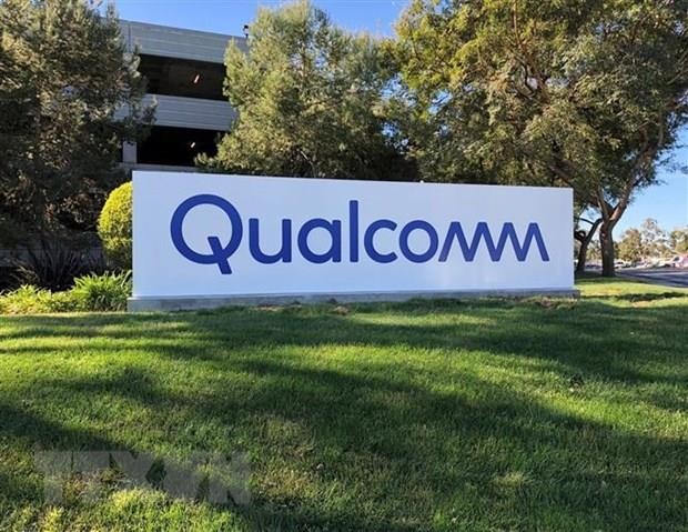 Đình chiến với Apple, gã khổng lồ Qualcomm lên hương