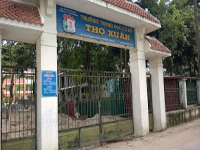 Cô giáo bị tố bắt học sinh lớp 6 tự tát nhau sưng mặt